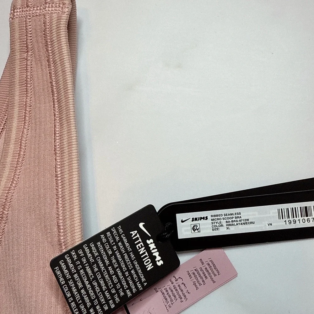 NWT Skims x Nike Ribbed Seamless Micro Scoop Bra - Picture 6 of 6